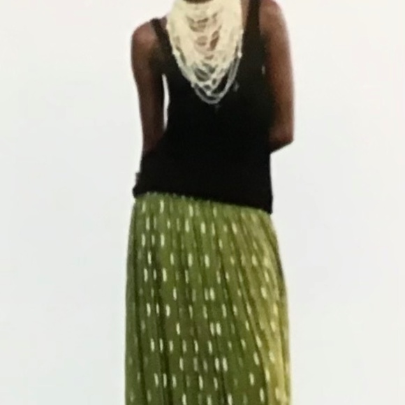 NWT Zara Matallic Thread Green Silver skirt size M - Picture 1 of 5